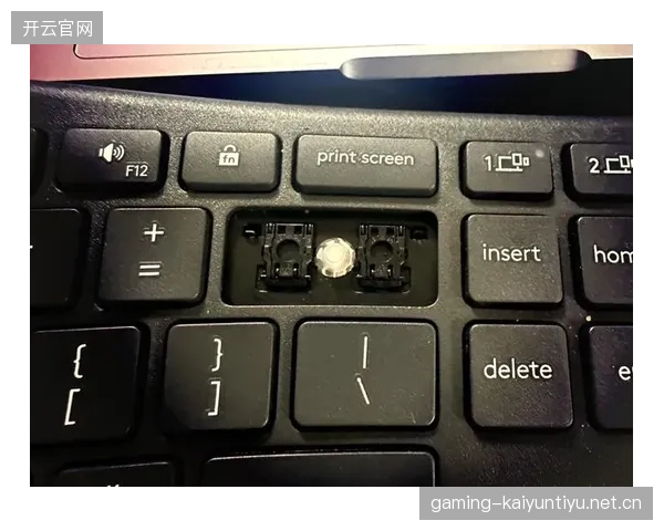 键盘坏了仍继续比赛